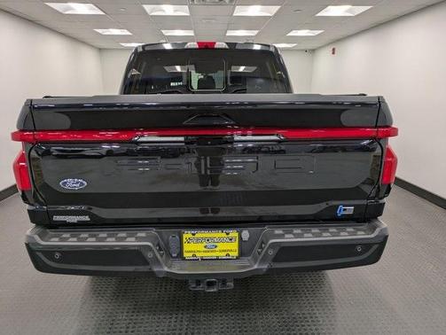 2023 Ford F-150 Lightning LARIAT