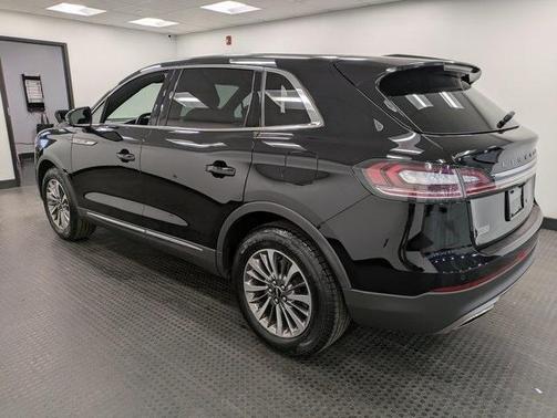 2020 Lincoln Nautilus Standard