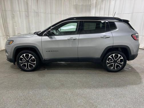 Billet Silver Metallic Clearcoat 2023 Jeep Compass Limited