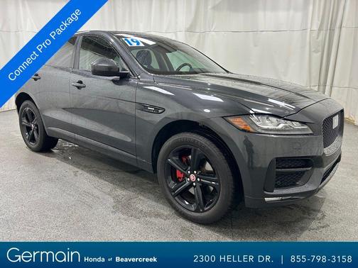 2019 Jaguar F-PACE 30t R-Sport