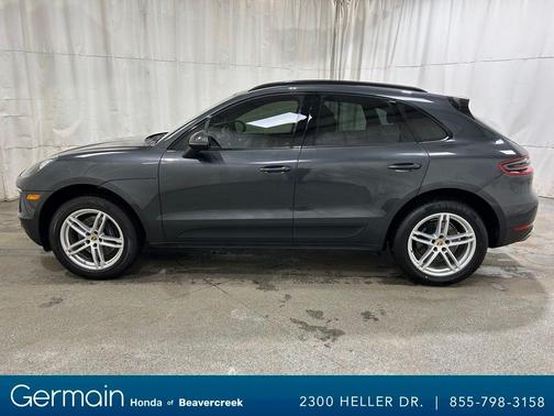 2018 Porsche Macan Base (PDK)