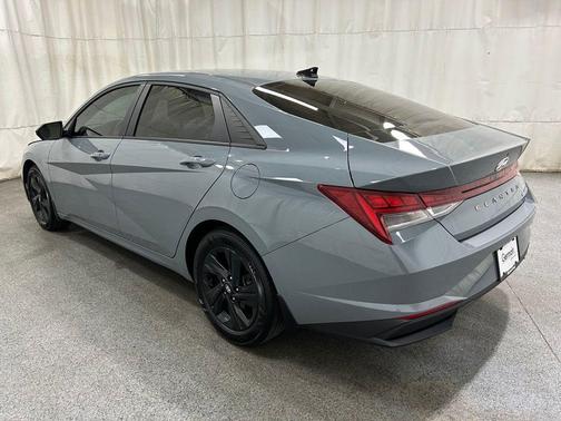 2023 Hyundai ELANTRA HEV Blue