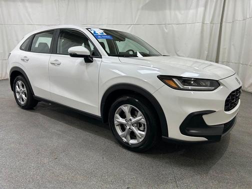 2025 Honda HR-V LX