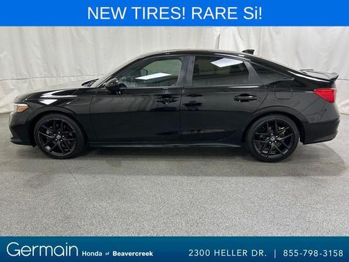 2022 Honda Civic Si Base