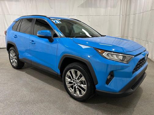 2021 Toyota RAV4 XLE Premium