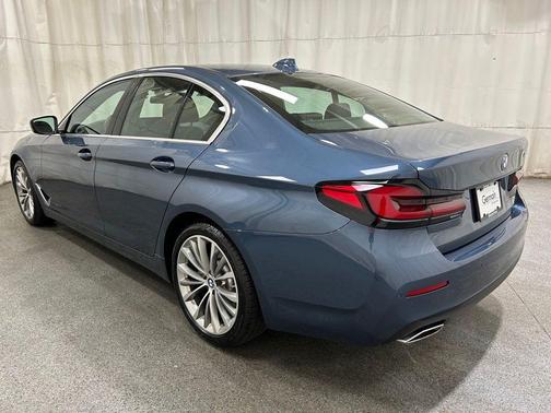 2023 BMW 530 i