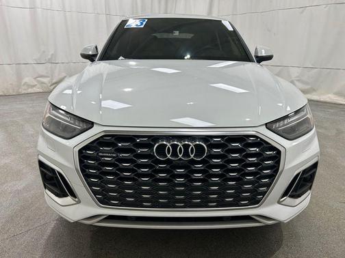2023 Audi Q5 45 S line Prestige