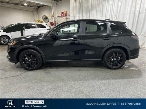 Crystal Black Pearl 2024 Honda HR-V Sport
