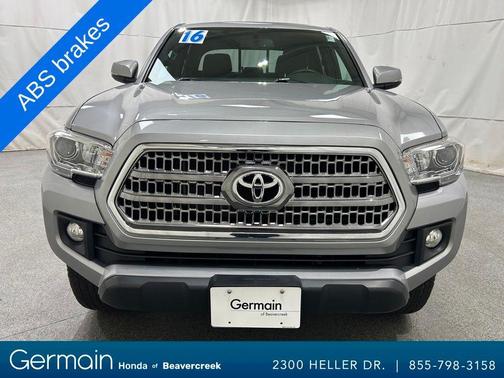 2016 Toyota Tacoma SR