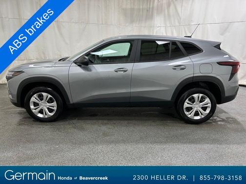 2025 Chevrolet Trax LS