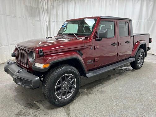 2021 Jeep Gladiator Sport