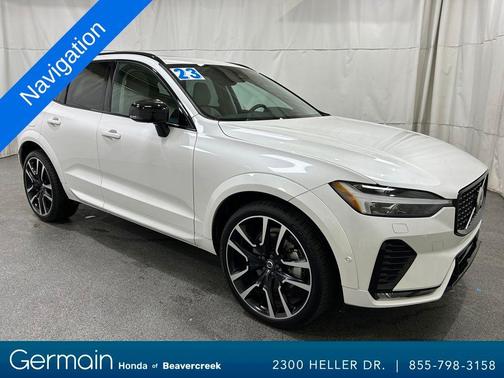 2023 Volvo XC60 B6 Ultimate Dark Theme