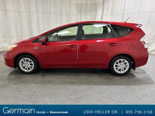 2014 Toyota Prius v Two