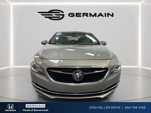 Pepperdust Metallic 2019 Buick LaCrosse Essence