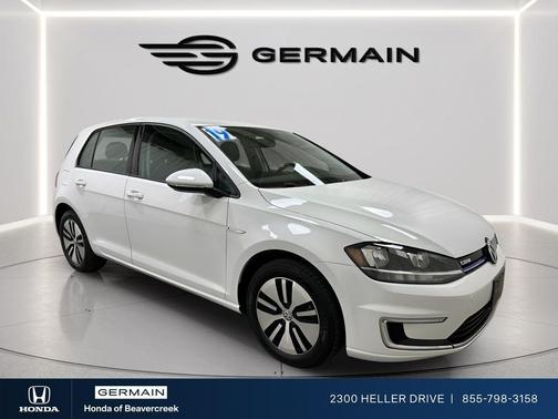 Pure White 2019 Volkswagen e-Golf SE
