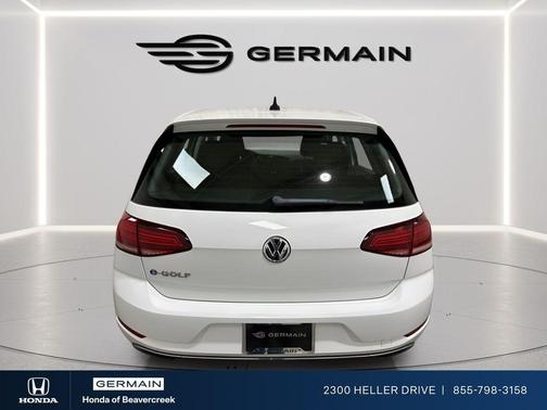 Pure White 2019 Volkswagen e-Golf SE