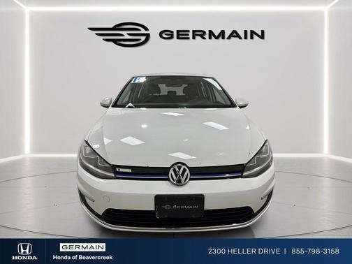 Pure White 2019 Volkswagen e-Golf SE