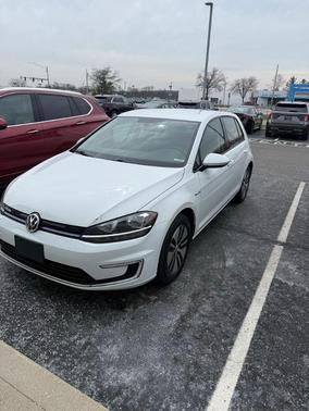 2019 Volkswagen e-Golf SE