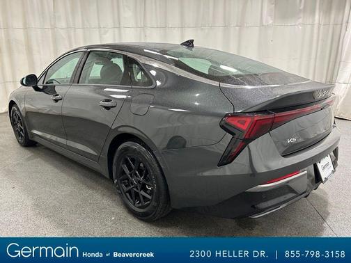 2025 Kia K5 LXS