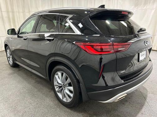 2022 INFINITI QX50 Luxe