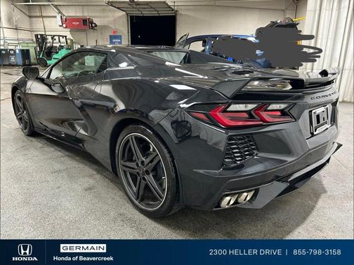 Carbon Flash Metallic 2024 Chevrolet Corvette Stingray w/2LT