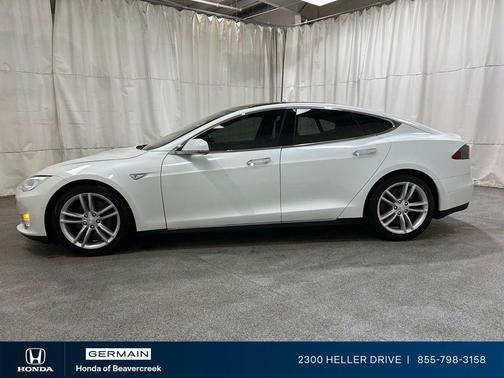 2016 Tesla Model S 90D
