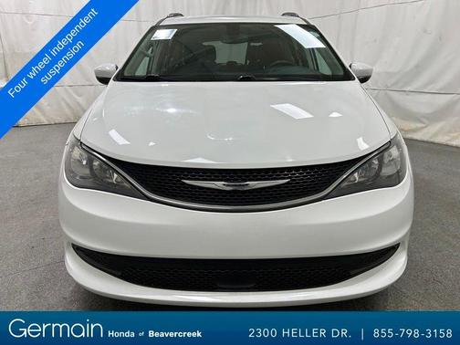 2021 Chrysler Voyager LXI