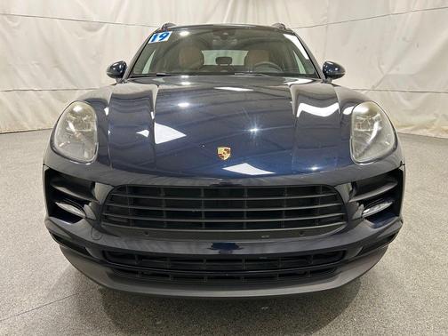 2019 Porsche Macan Base