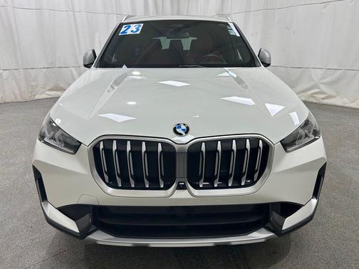 Alpine White 2023 BMW X1 xDrive28i