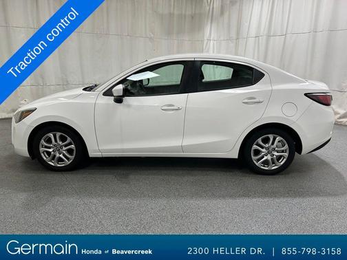 2017 Toyota Yaris iA Base