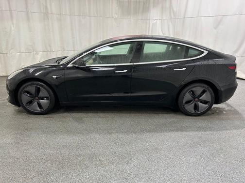 2019 Tesla Model 3 Mid Range