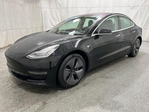 2019 Tesla Model 3 Mid Range