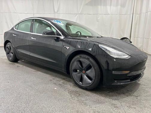 2019 Tesla Model 3 Mid Range