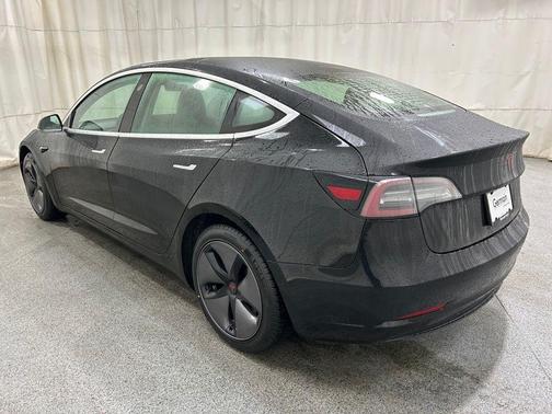 2019 Tesla Model 3 Mid Range