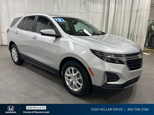 Silver Ice Metallic 2022 Chevrolet Equinox 2LT