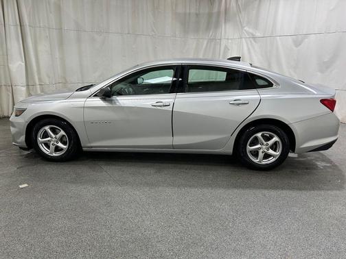 2017 Chevrolet Malibu 1LS