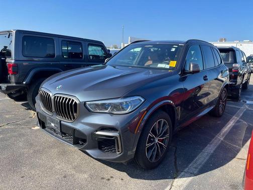 2022 BMW X5 M50i