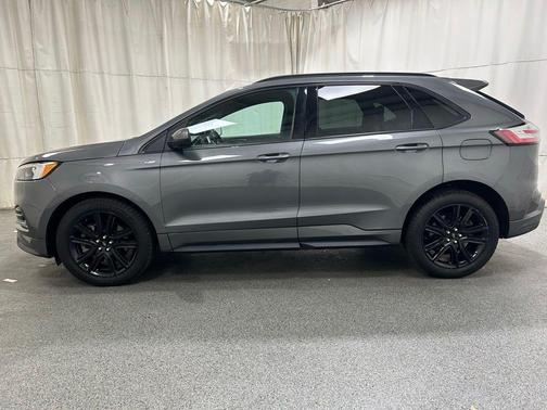 2021 Ford Edge ST Line