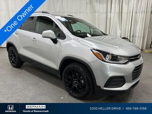 Silver Ice Metallic 2022 Chevrolet Trax LT