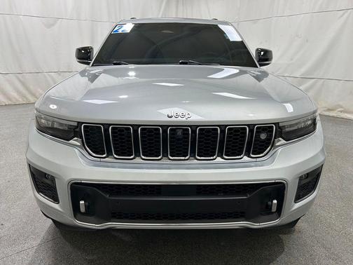 2022 Jeep Grand Cherokee Overland