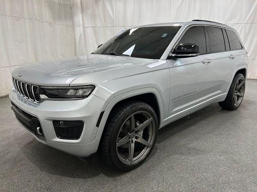 2022 Jeep Grand Cherokee Overland