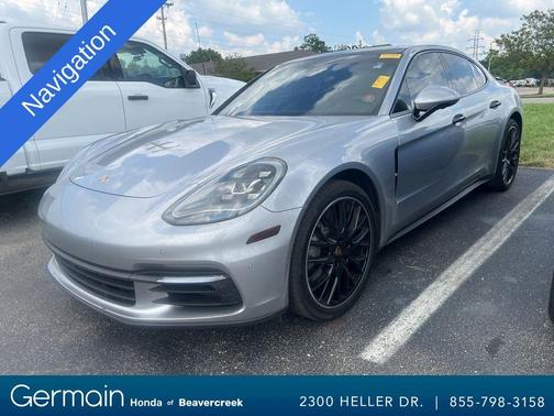 2018 Porsche Panamera 4S