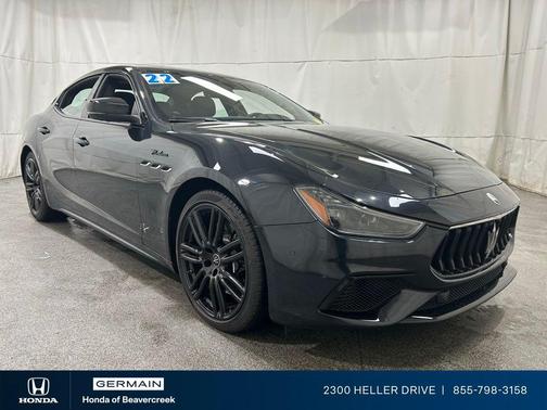 2022 Maserati Ghibli Modena Q4