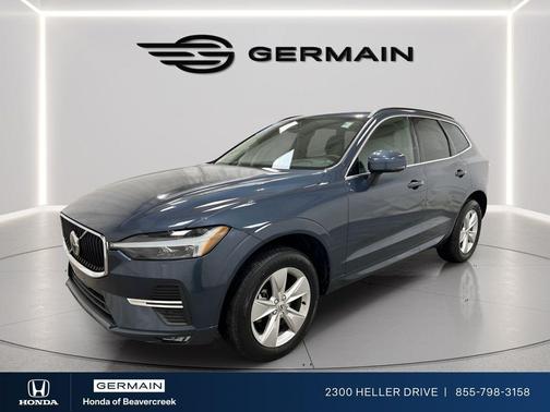 2022 Volvo XC60 B5 Momentum