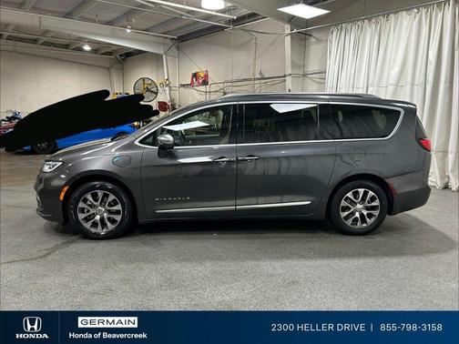 Granite Crystal Clearcoat Metallic 2021 Chrysler Pacifica Hybrid Pinnacle
