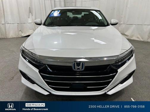 White 2022 Honda Accord Hybrid Touring