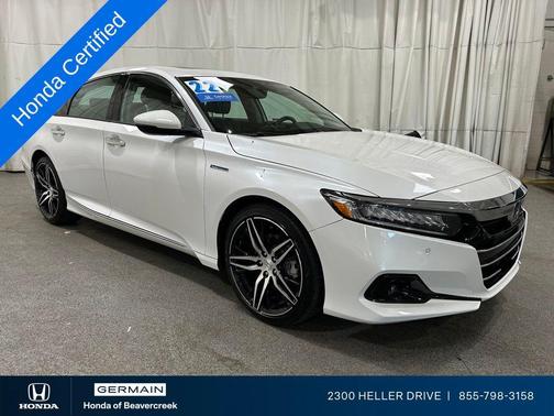 White 2022 Honda Accord Hybrid Touring