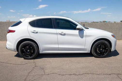 2020 Alfa Romeo Stelvio Ti Sport