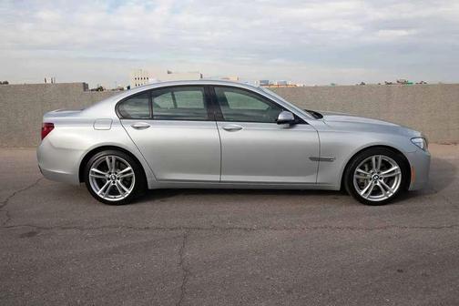 2014 BMW 740 740i Sedan 4D