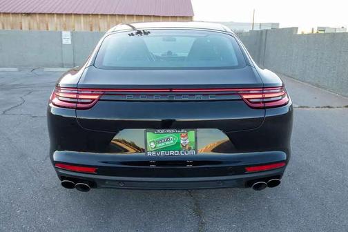 2018 Porsche Panamera 4